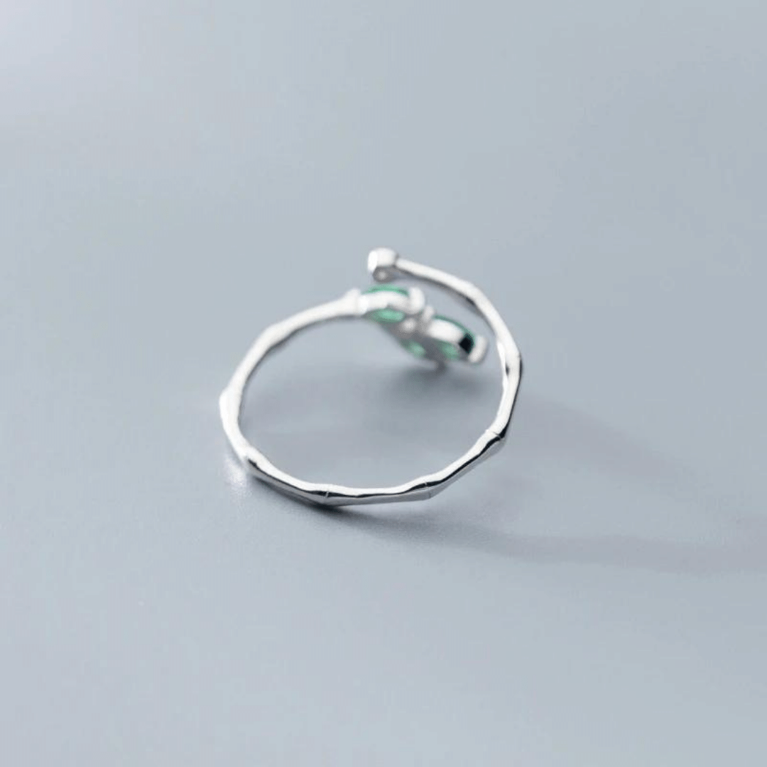 Anel Encanto 100% Prata 925 - Lotus - LUMINOZ