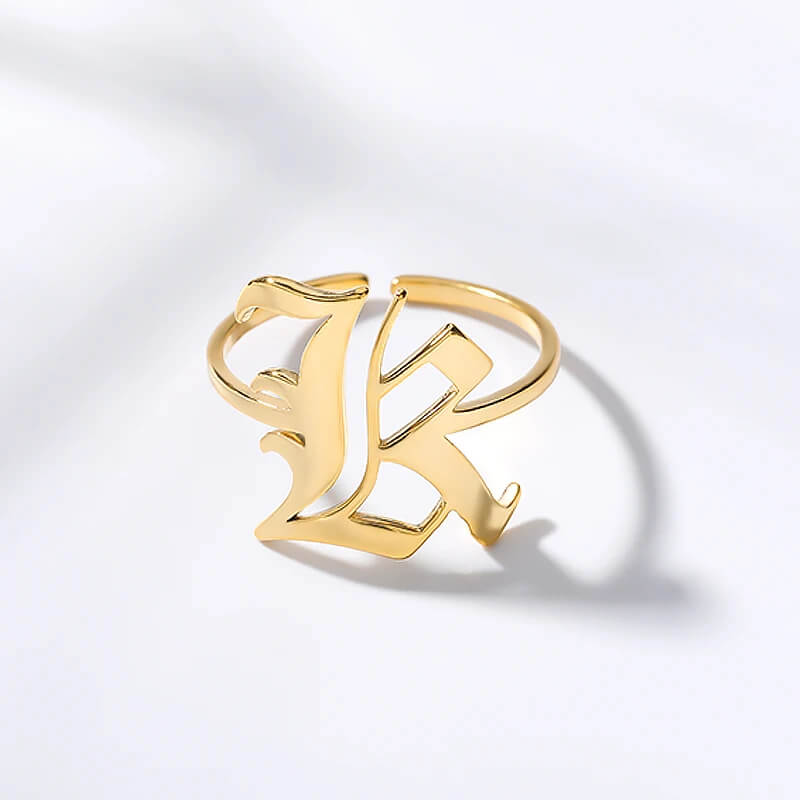 Anel Elegance Inicial - Sua Marca Pessoal - Banhado em Ouro 18K