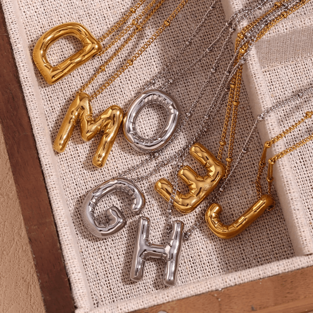 Colar 3D com Iniciais - Banhado em Ouro 18K