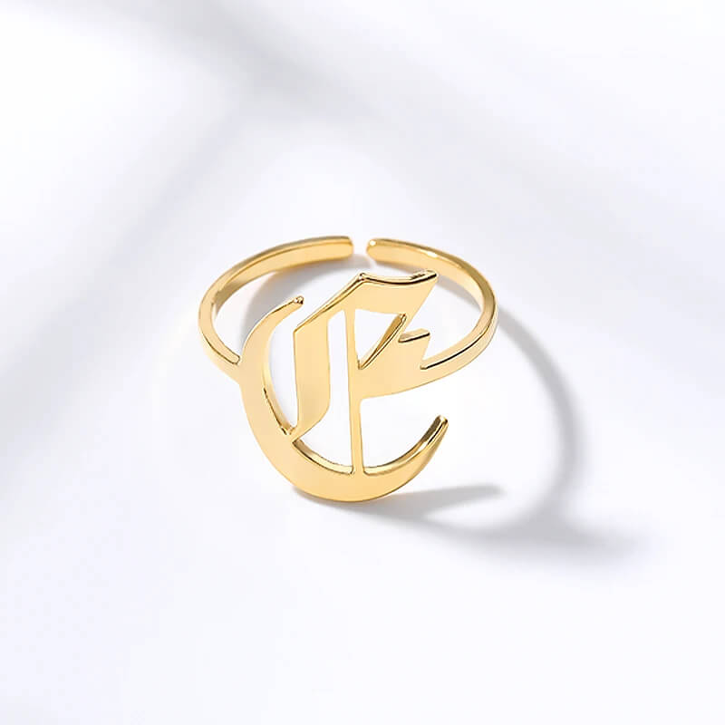 Anel Elegance Inicial - Sua Marca Pessoal - Banhado em Ouro 18K
