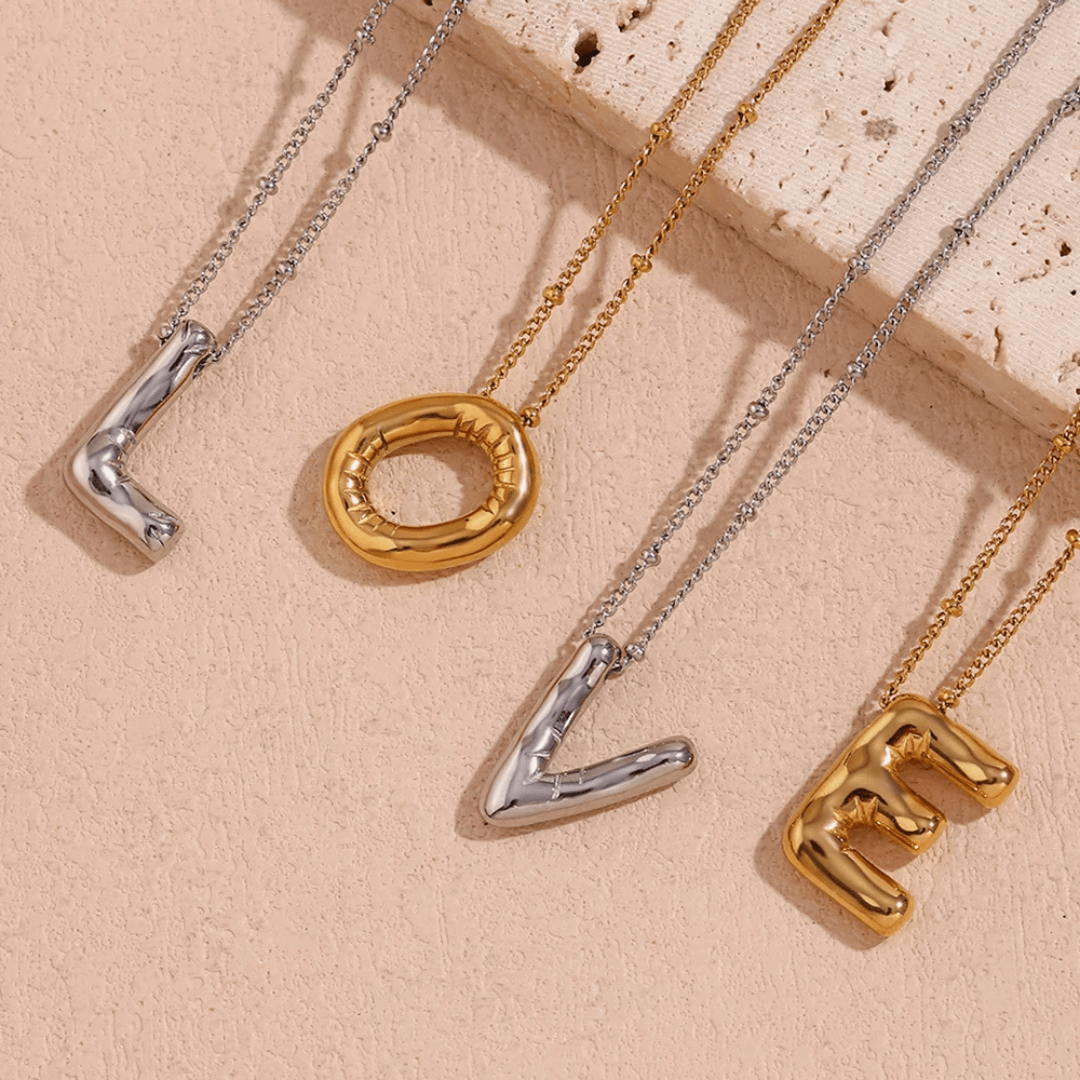 Colar 3D com Iniciais - Banhado em Ouro 18K