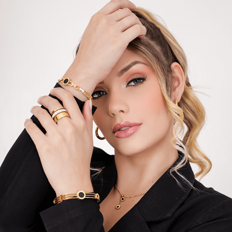 Colar Pedras Ônix Regulável Banhado em Ouro 18k - Luminoz