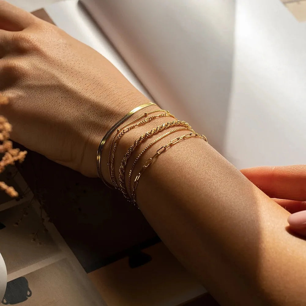Elo Dourado Figaro | Banhado em Ouro 18k
