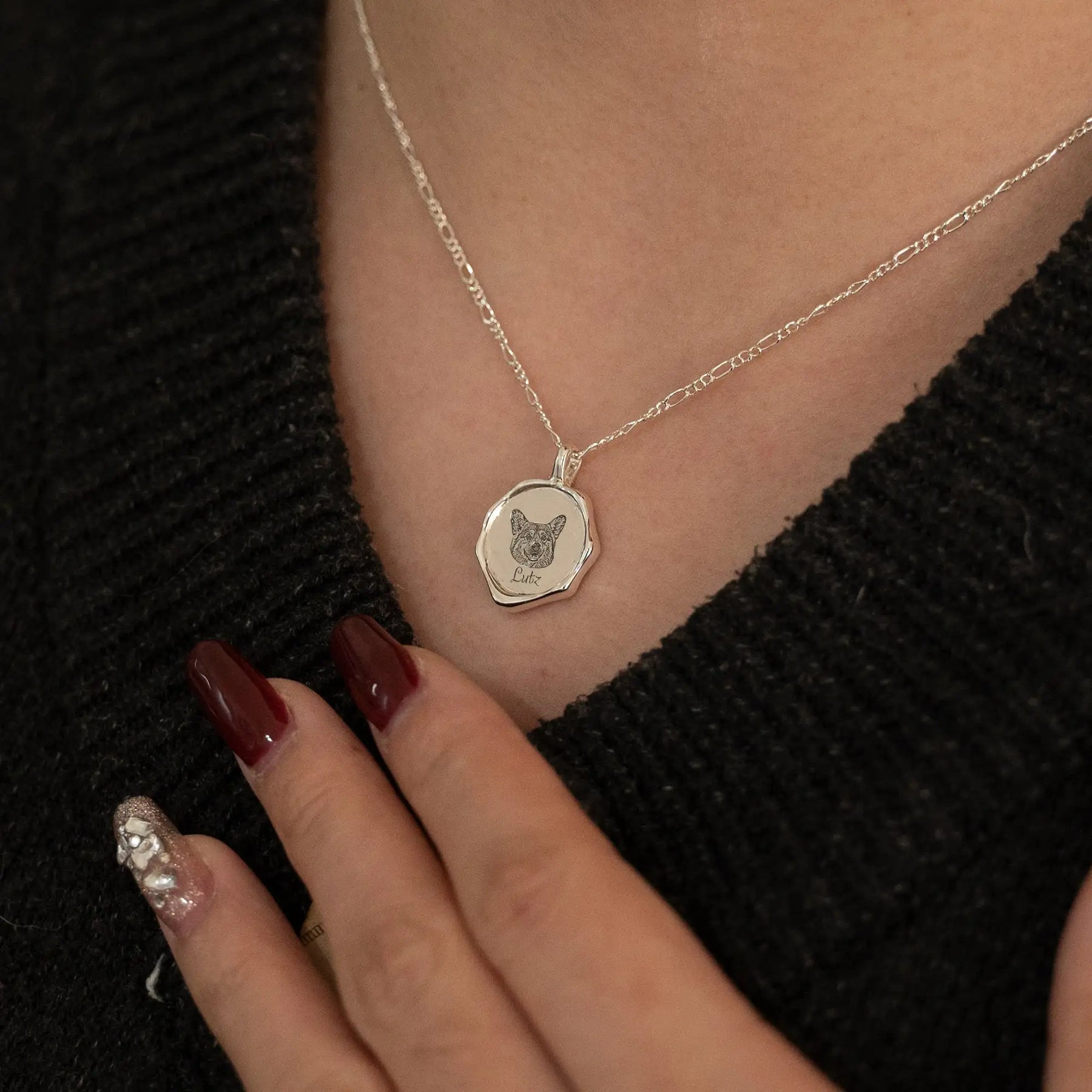 Colar Pegada do Meu Amor | Gravação Personalizada