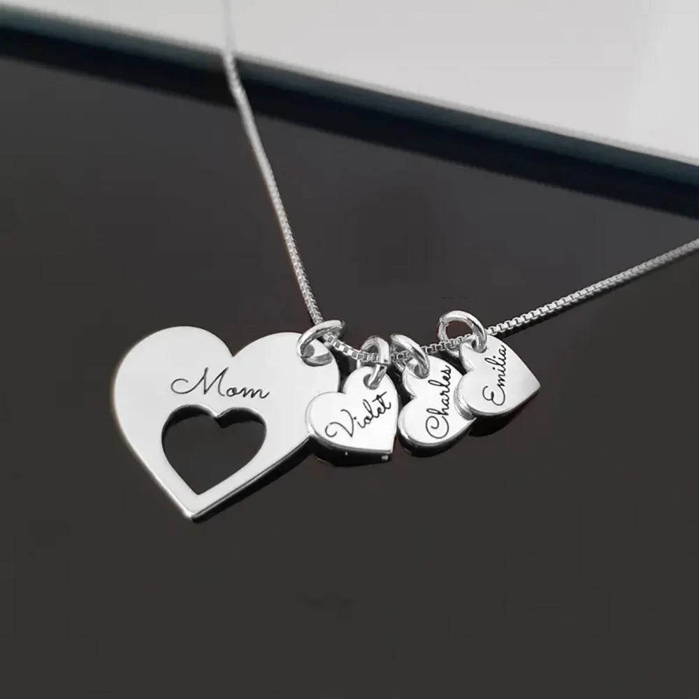 Colar Corações da Mãe – Personalizado com os Nomes dos Filhos