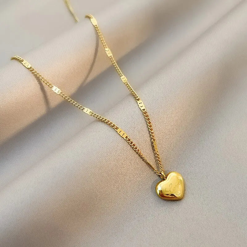 Colar Coração de Pêssego | Banhado em Ouro 18k