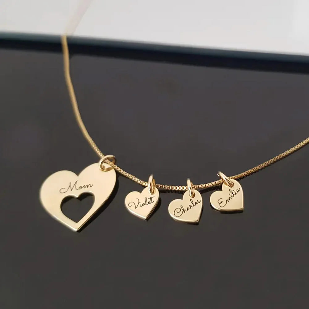 Colar Corações da Mãe – Personalizado com os Nomes dos Filhos