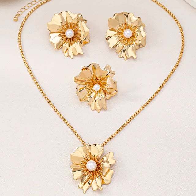 Conjunto de Joias Florais | Banhado em Ouro 18K