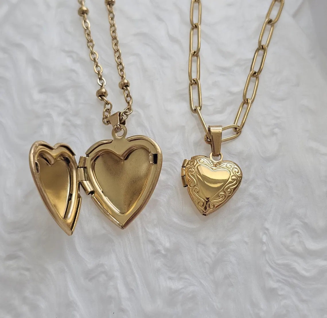 Relicário Coração Dourado | Banhado em Ouro 18K