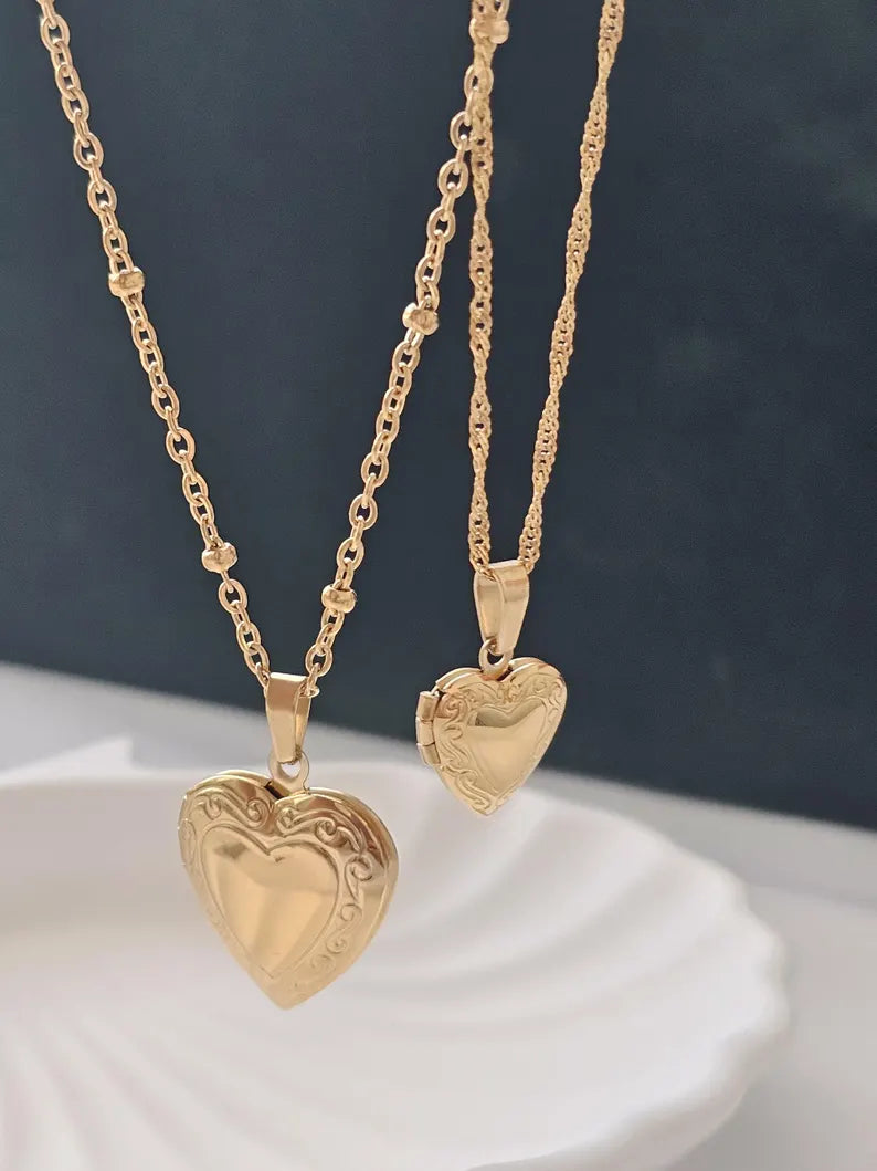Relicário Coração Dourado | Banhado em Ouro 18K