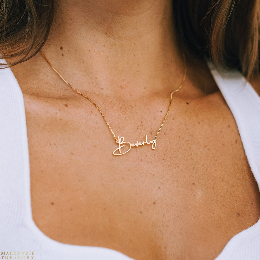 Colar Personalizado Encanto Signature | Banhado em Ouro 18K