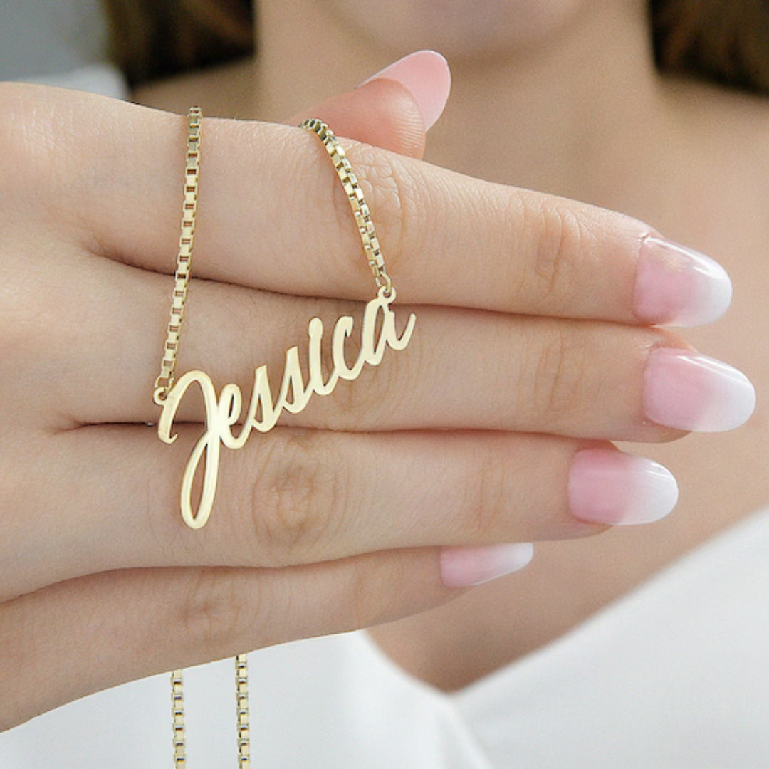 Colar Personalizado com nome banhado a Ouro 18k