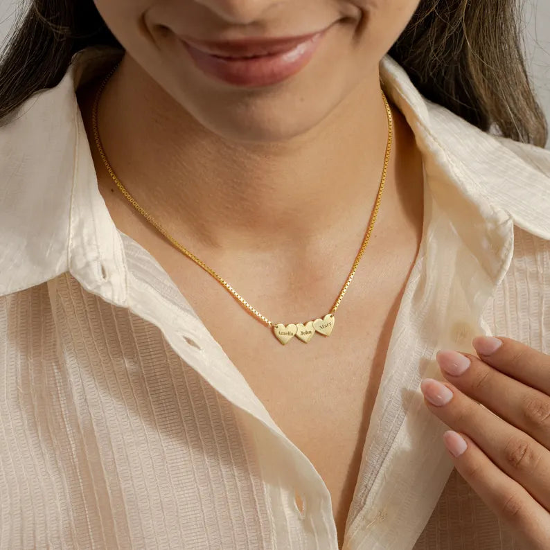 Colar Corações de Amor | Banhado em Ouro 18K