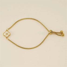 Pulseira de Trevo com Inicial - Banhado em Ouro 18K