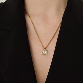 Colar Rede Baiana com Pingente Pedra Camile - Banhado em Ouro 18K