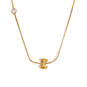 Ponto de Luz & Inicial | Colar + Pingente Banhado em Ouro 18K