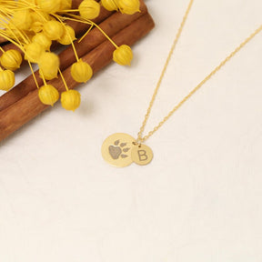 Colar Patinha Life & Inicial | Banhado em Ouro 18k [Personalização Grátis]